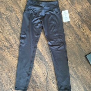 Athletic works leggings size M 7-8